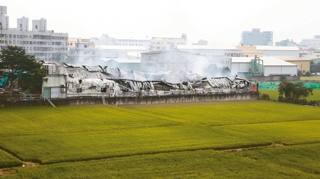 欠經費 農地違建拆不完