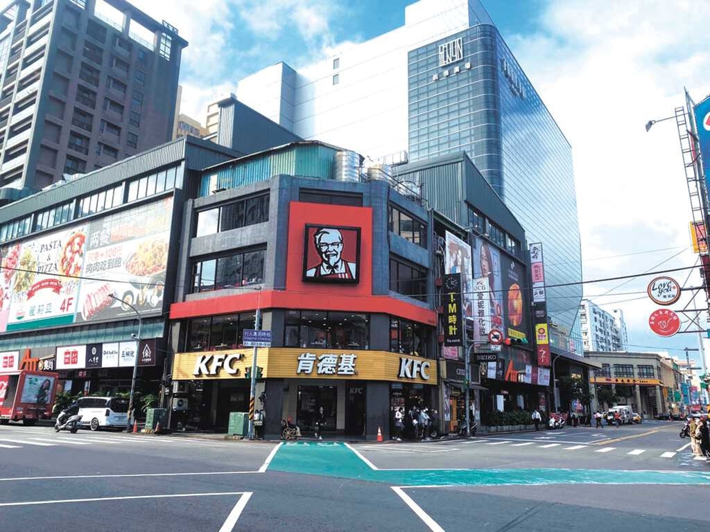 桃園站前肯德基 穩坐15年地王